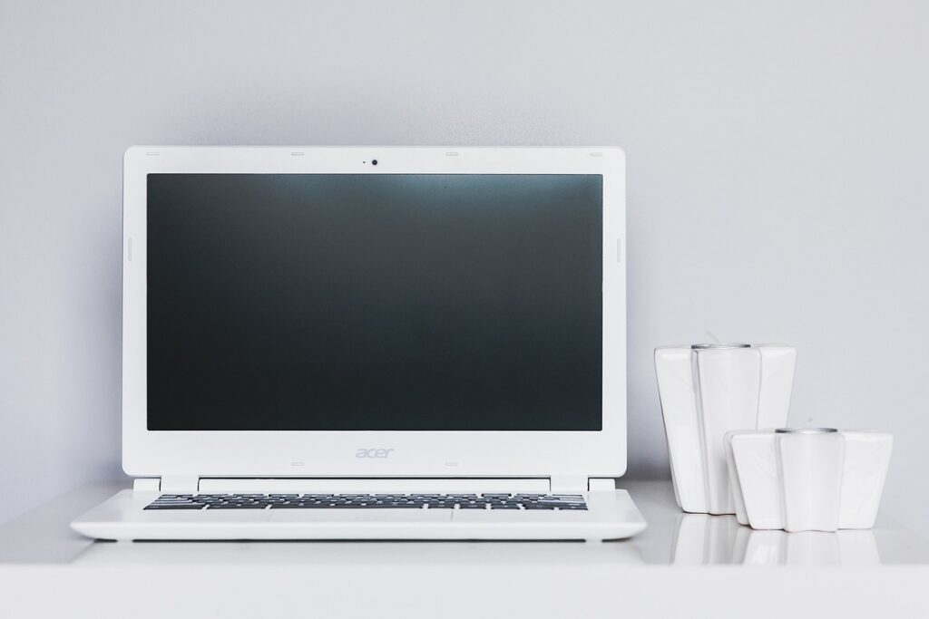 desk, work, working, work space, white, minimal, minimalist, clear, fresh, screen, acer, chromebook, chromebook 13, acer, chromebook, chromebook, chromebook, chromebook, chromebook
