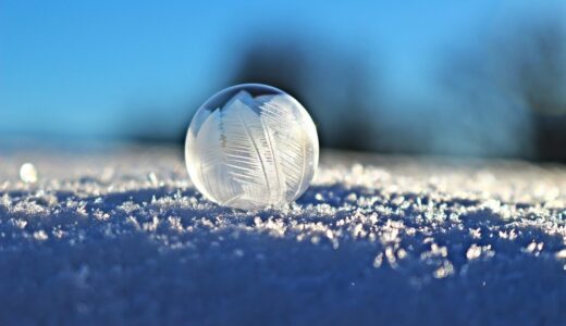 soap bubble, bubble, snow, winter, frozen, frozen bubble, iced, close up, nature, macro, cold