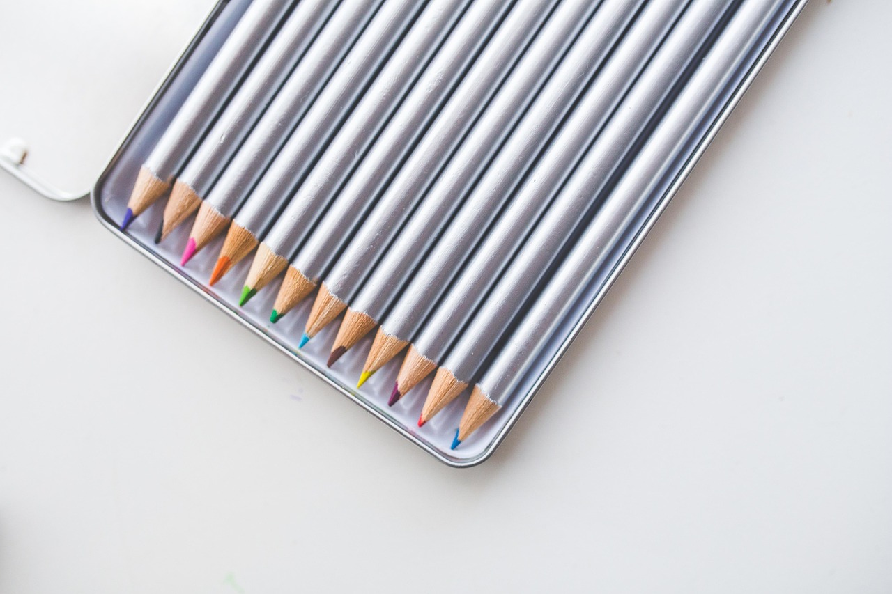 colored pencils, pencils, crayon, crayons
